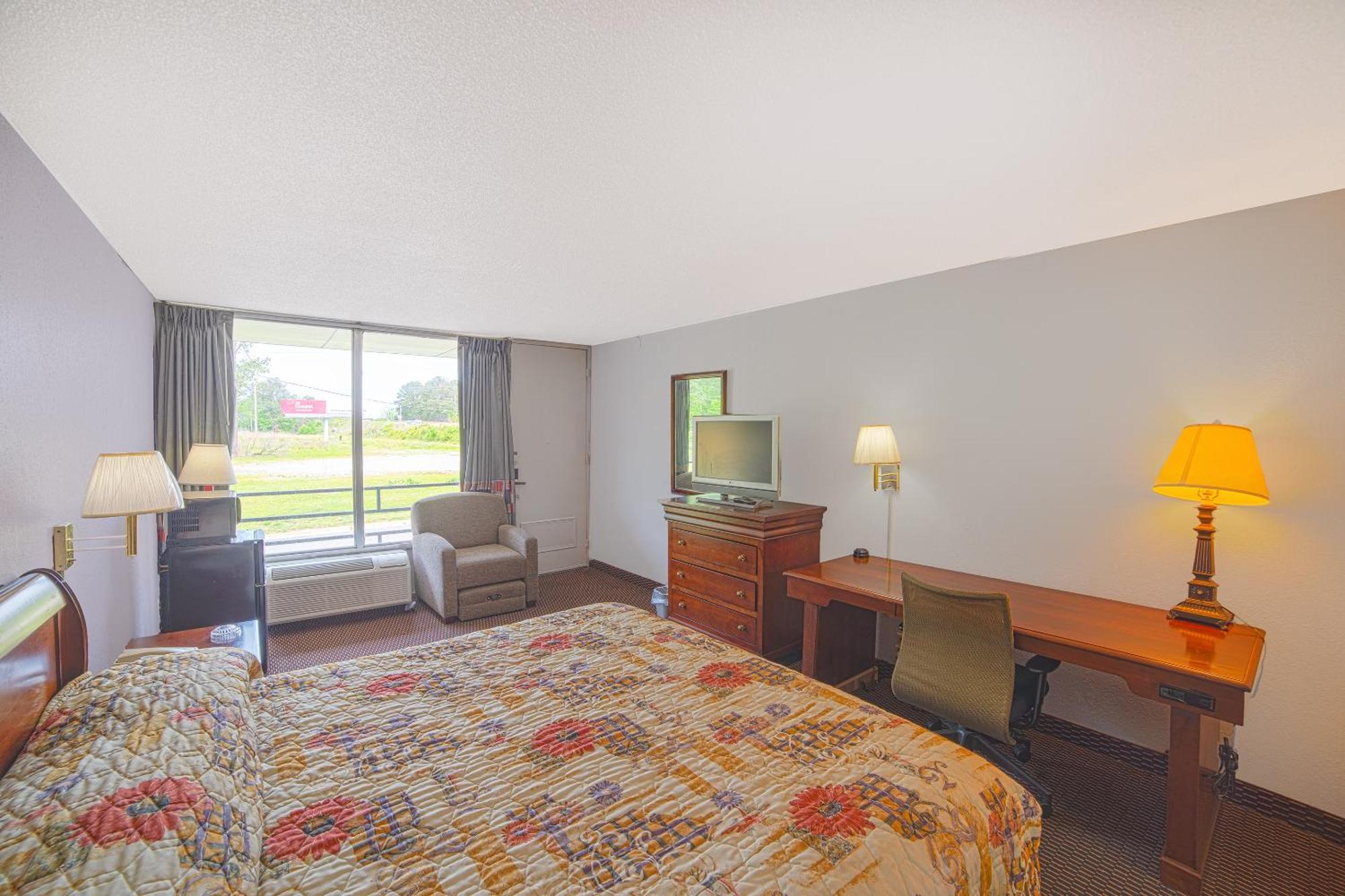 Masters Inn Selma Smithfield I-95 By Oyo Exterior foto